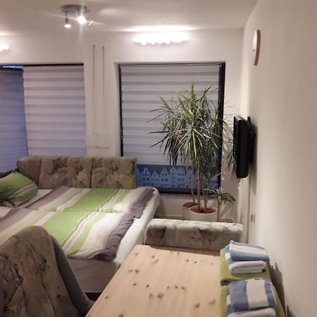 Kleine Ferienwohnung Am Stadtrand Von Leipzig Buitenkant foto