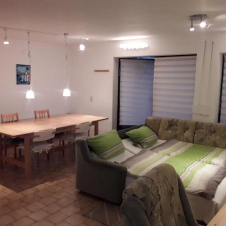 Kleine Ferienwohnung Am Stadtrand Von Leipzig Buitenkant foto